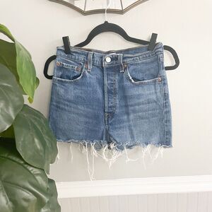 Levi’s Ribcage High Rise Denim Cut Off Shorts Size 27